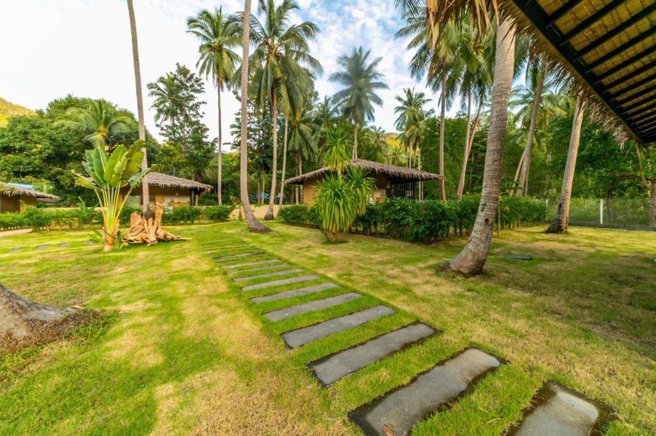Suan Residence - Exotic And Contemporary Bungalows With Private Pool Chaloklum Exterior photo